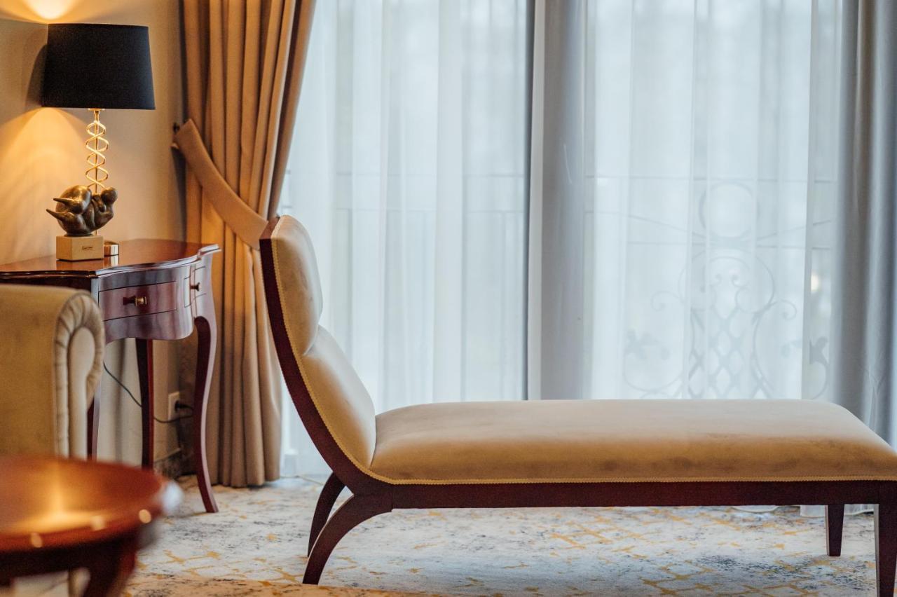 L'Art Hotel 카레이 외부 사진