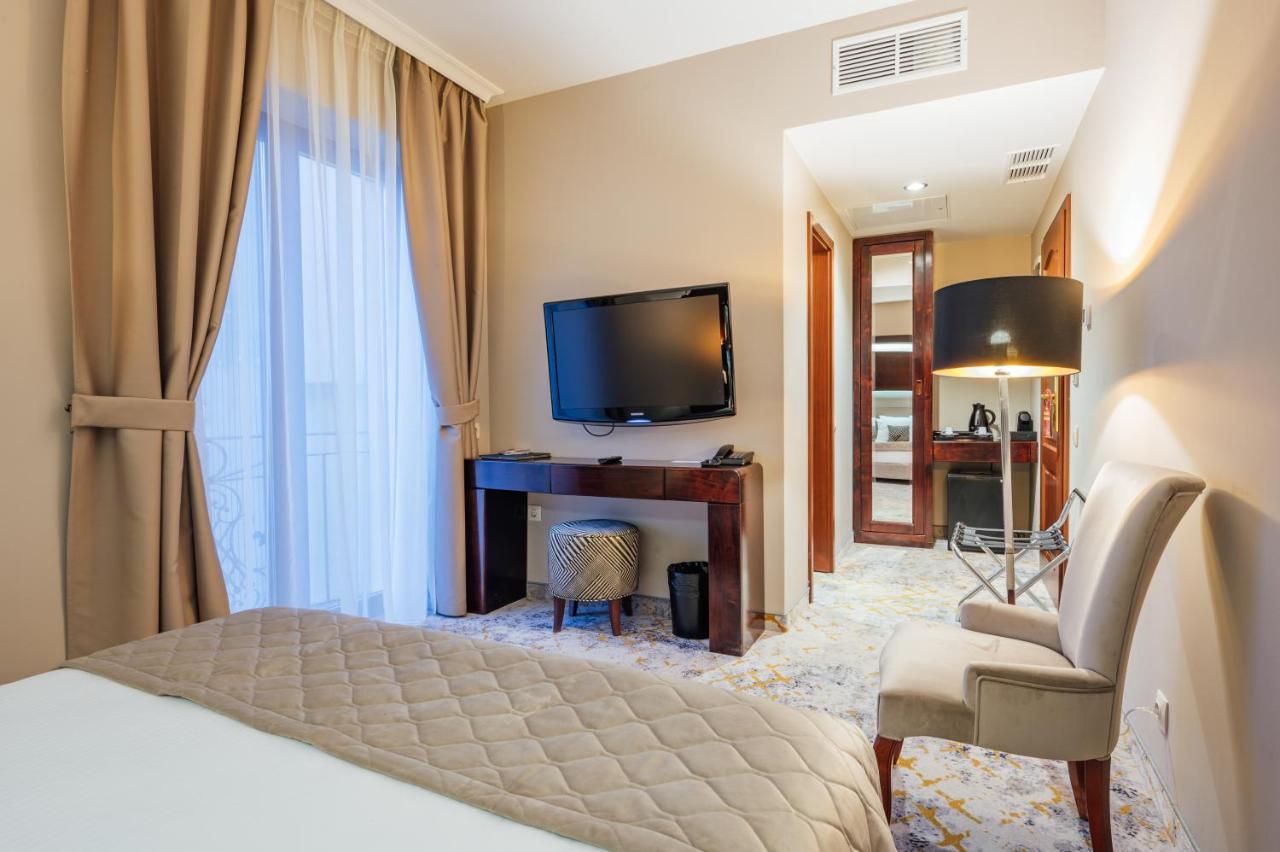 L'Art Hotel 카레이 외부 사진