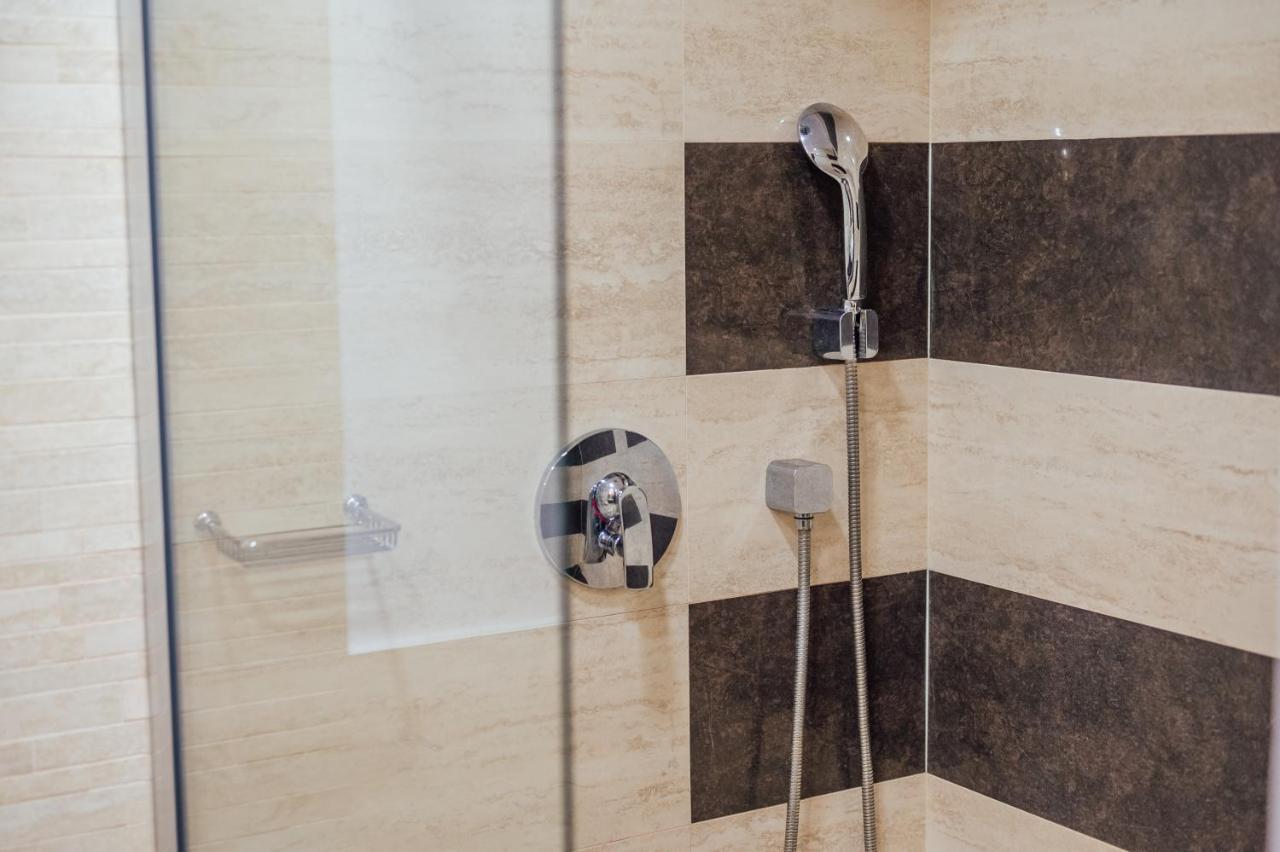 L'Art Hotel 카레이 외부 사진
